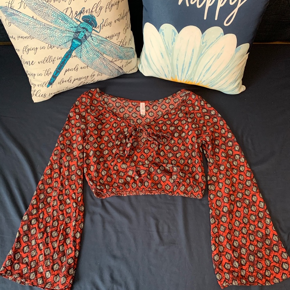 Xhilaration crop top
